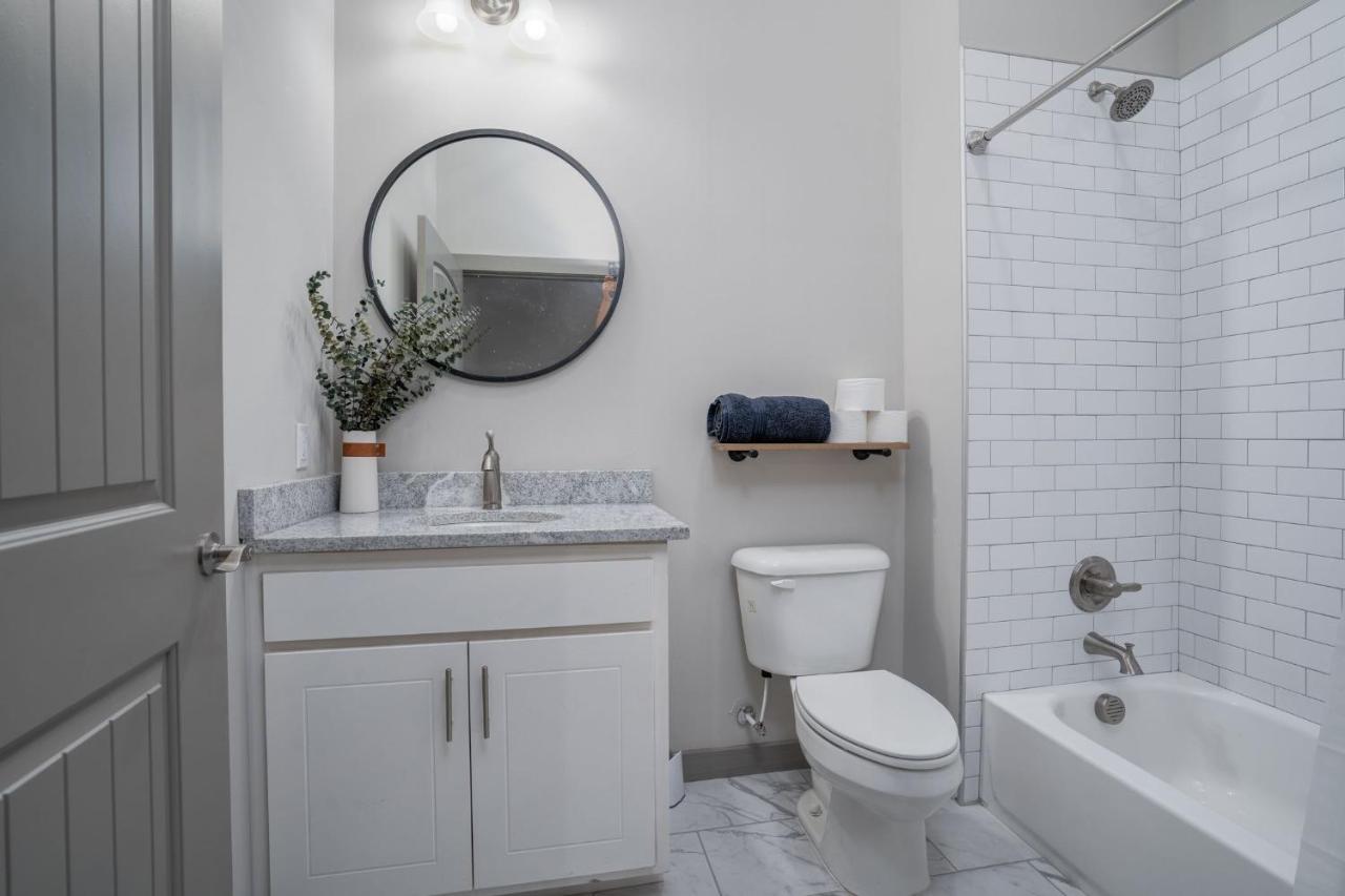 The Davis Lofts At Main Street - Unit 2B Lejlighed Rocky Mount Eksteriør billede